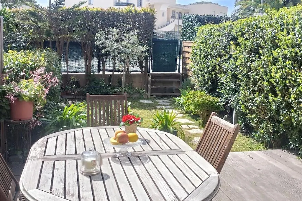 Castel Garden Apartment Villeneuve-Loubet
